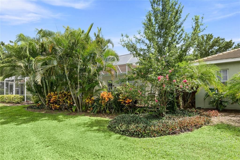 Active With Contract: $350,000 (2 beds, 2 baths, 1791 Square Feet)