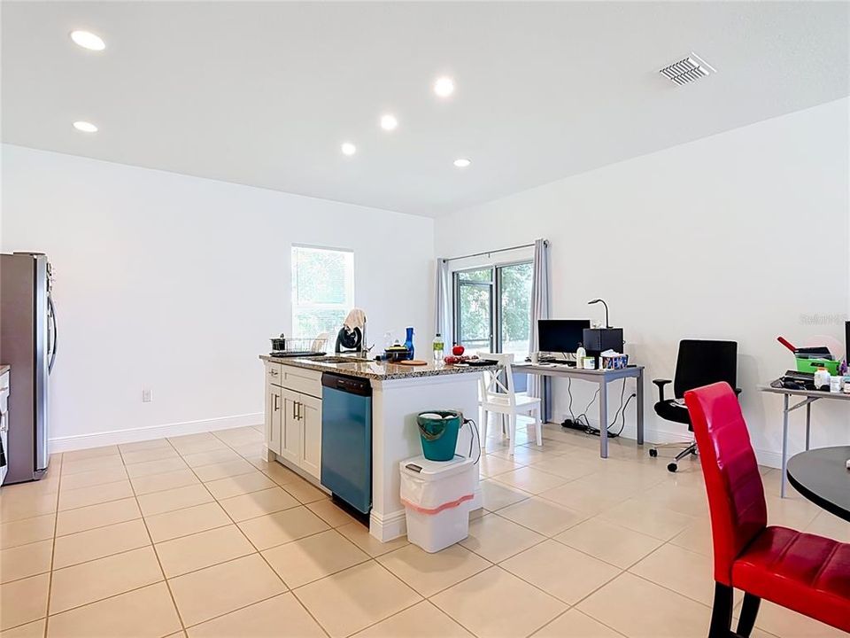 En Venta: $279,990 (3 camas, 2 baños, 1500 Pies cuadrados)