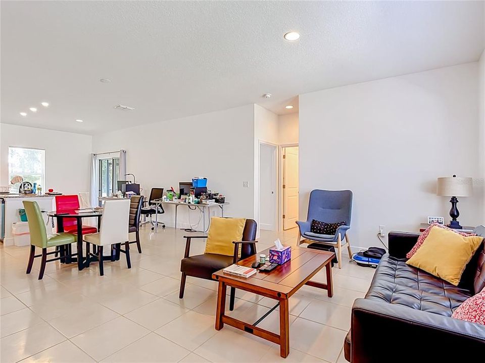 En Venta: $279,990 (3 camas, 2 baños, 1500 Pies cuadrados)