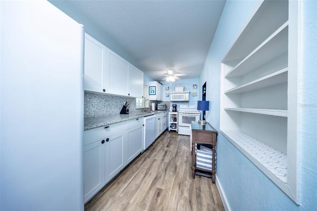 For Sale: $869,000 (5 beds, 3 baths, 2771 Square Feet)