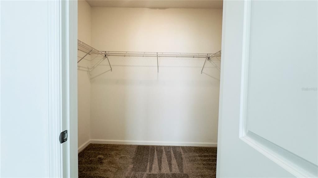 For Rent: $2,000 (3 beds, 2 baths, 1888 Square Feet)