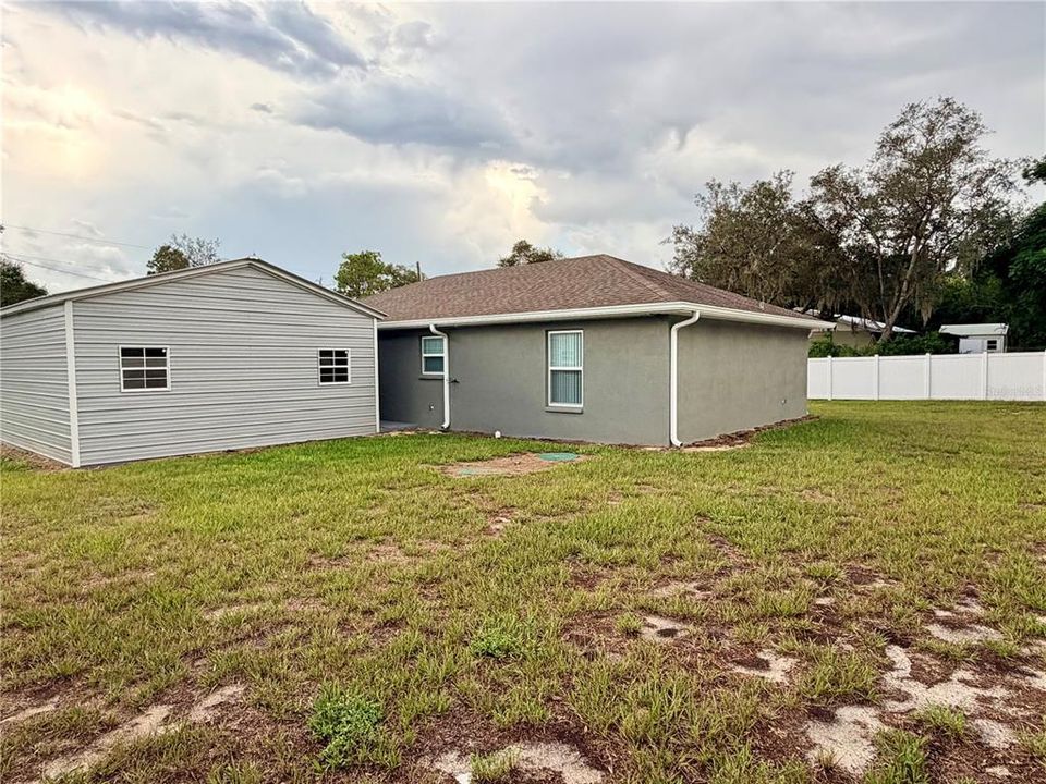 For Sale: $269,900 (3 beds, 2 baths, 1317 Square Feet)