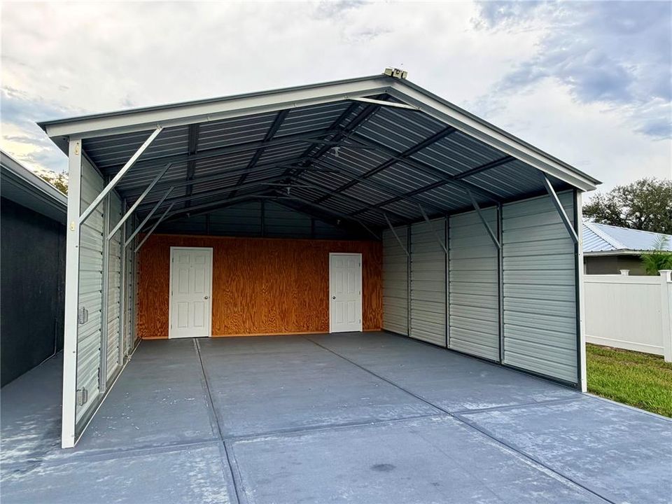 For Sale: $269,900 (3 beds, 2 baths, 1317 Square Feet)