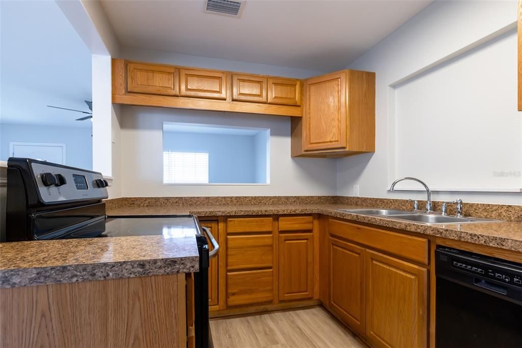 En Venta: $299,900 (3 camas, 1 baños, 1364 Pies cuadrados)