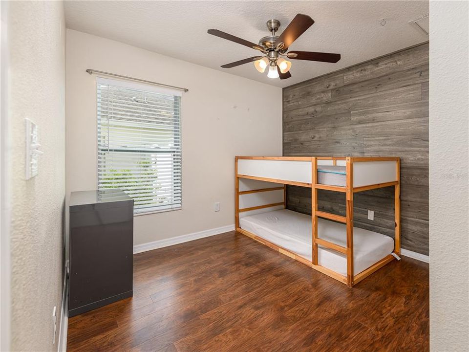 En Venta: $265,000 (3 camas, 2 baños, 1370 Pies cuadrados)