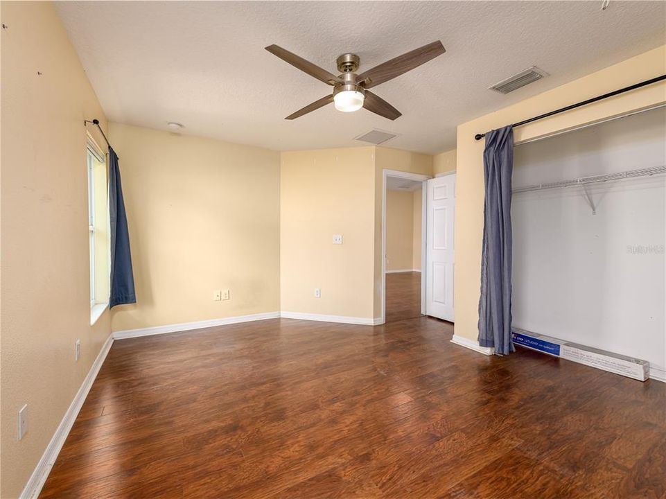 En Venta: $265,000 (3 camas, 2 baños, 1370 Pies cuadrados)