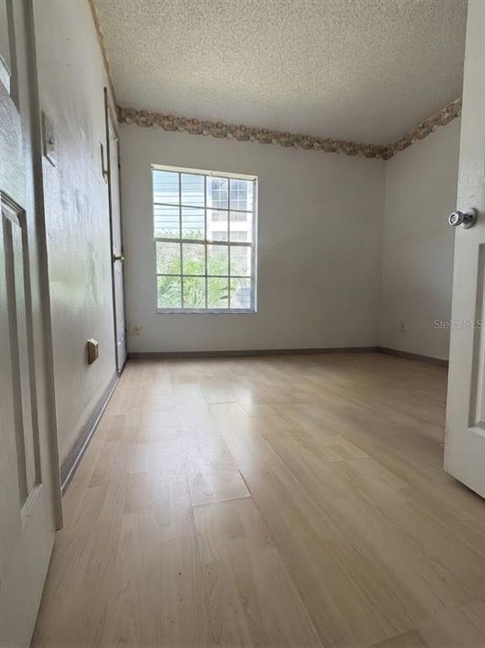 En Venta: $310,000 (3 camas, 2 baños, 1387 Pies cuadrados)