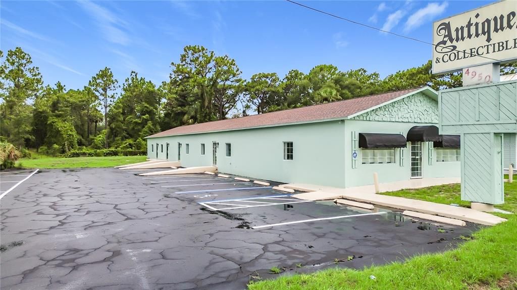 For Sale: $565,000 (0 beds, 0 baths, 4544 Square Feet)