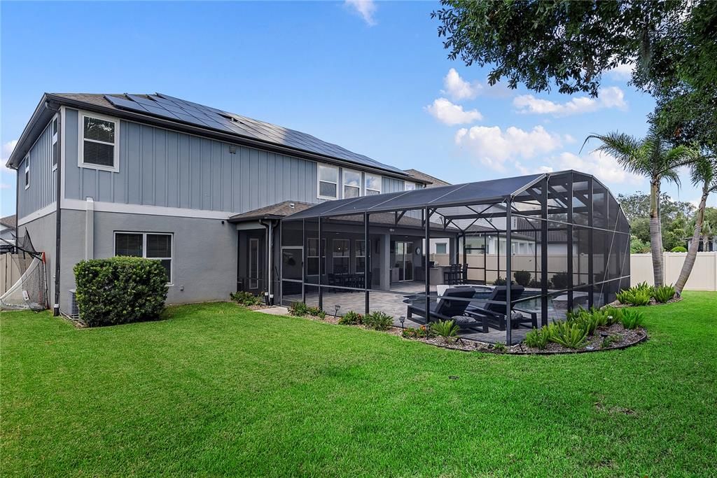 For Sale: $1,350,000 (5 beds, 4 baths, 4307 Square Feet)