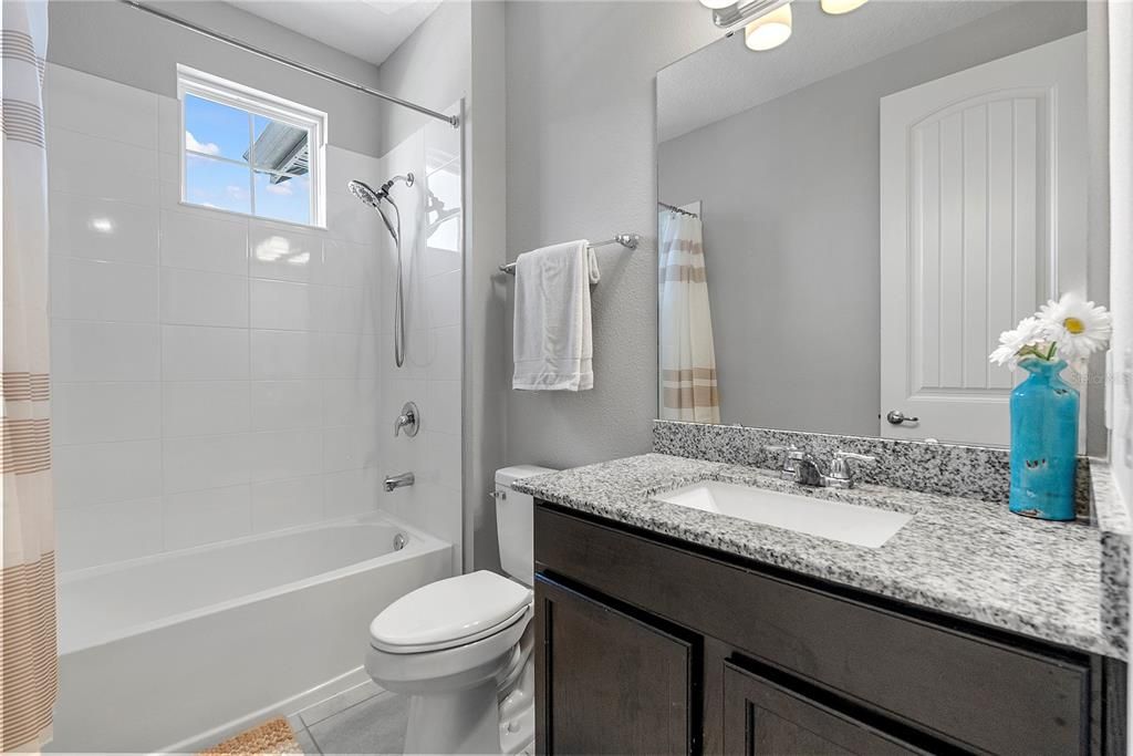 For Sale: $1,350,000 (5 beds, 4 baths, 4307 Square Feet)