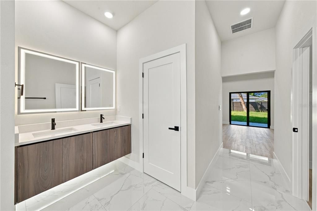 En Venta: $395,000 (3 camas, 2 baños, 1741 Pies cuadrados)