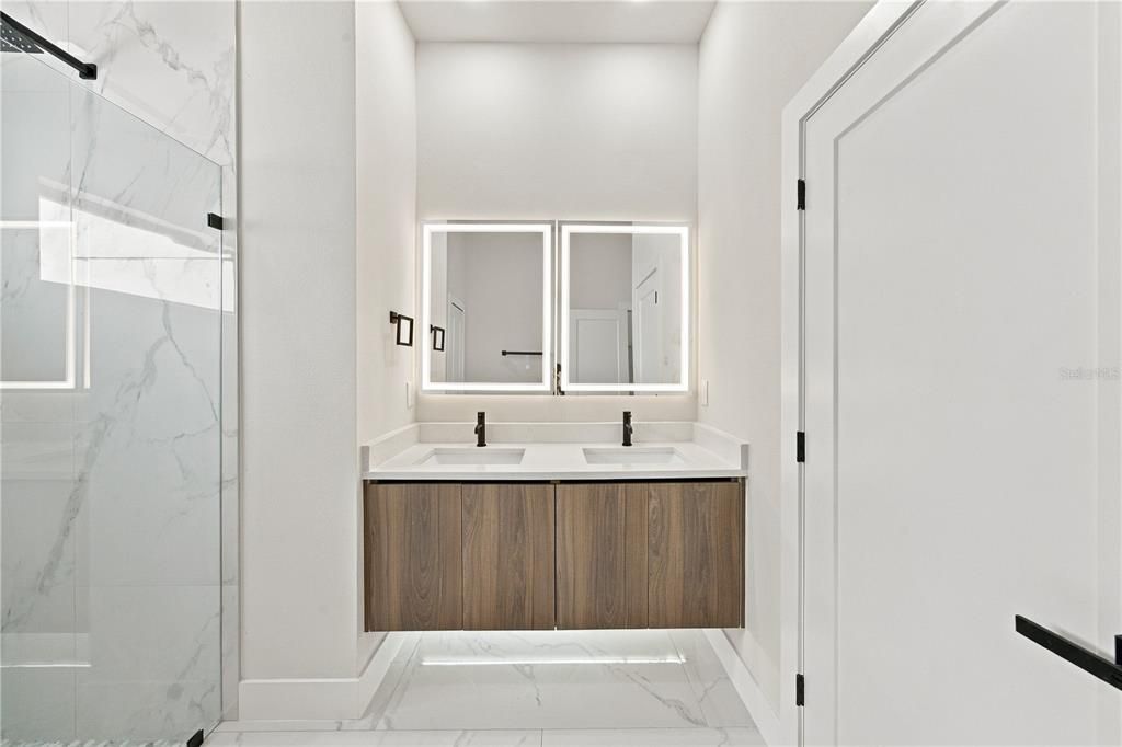 En Venta: $395,000 (3 camas, 2 baños, 1741 Pies cuadrados)