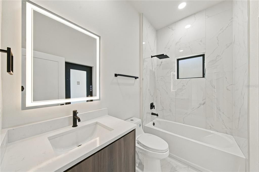 En Venta: $395,000 (3 camas, 2 baños, 1741 Pies cuadrados)