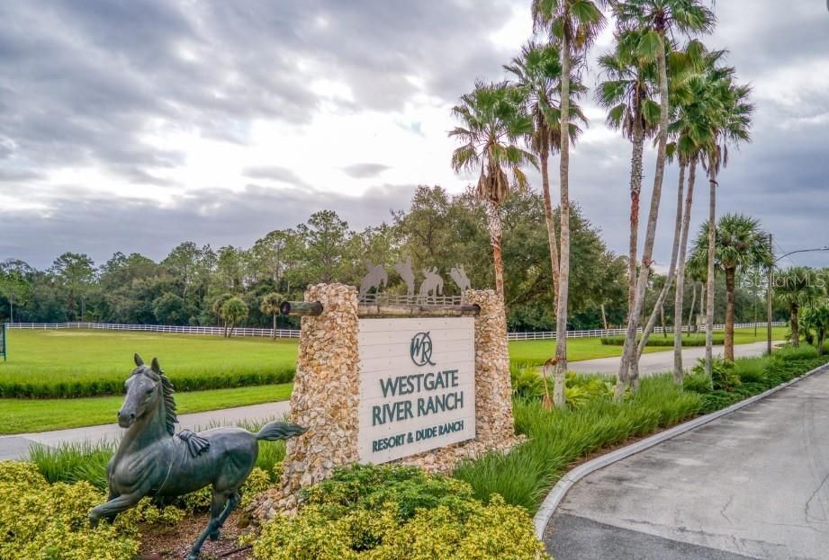 На продажу: $65,000 (0.17 acres)