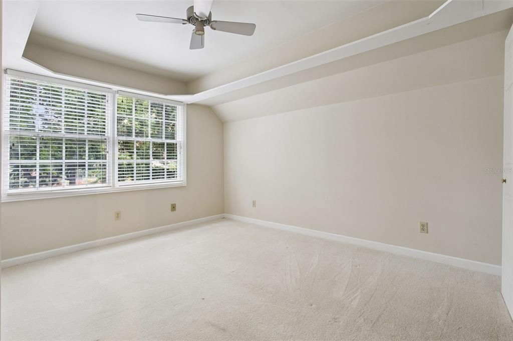 Activo con contrato: $5,900,000 (5 camas, 3 baños, 3680 Pies cuadrados)