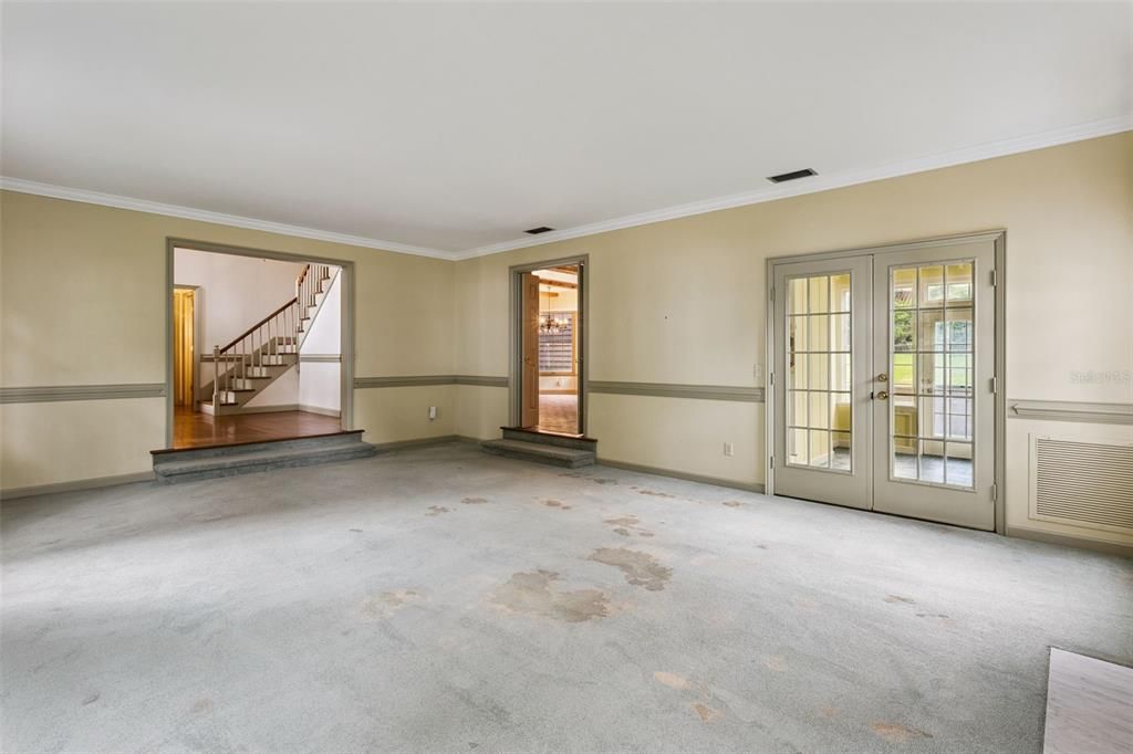 Activo con contrato: $5,900,000 (5 camas, 3 baños, 3680 Pies cuadrados)