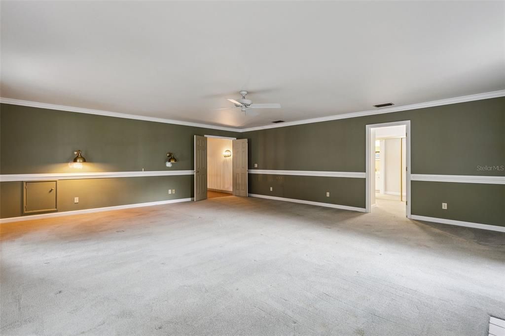 Activo con contrato: $5,900,000 (5 camas, 3 baños, 3680 Pies cuadrados)