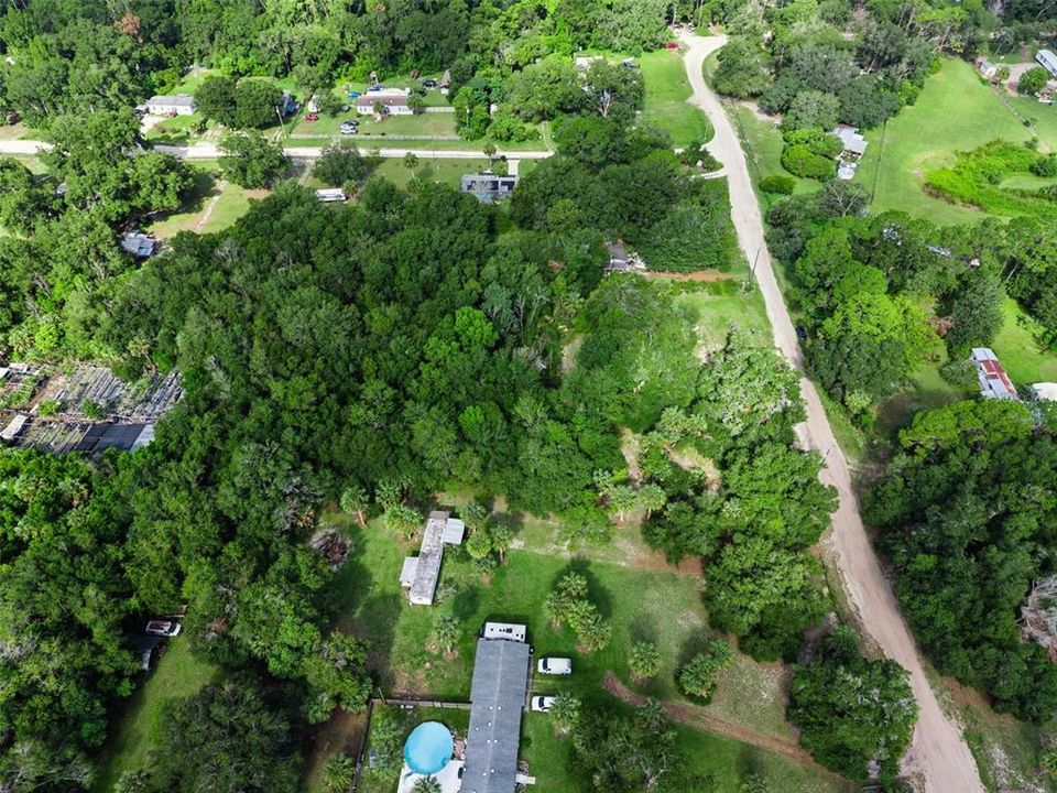 待售: $225,000 (1.85 acres)