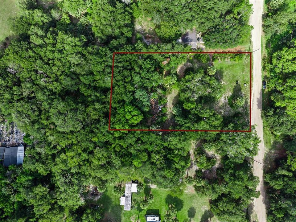 待售: $225,000 (1.85 acres)