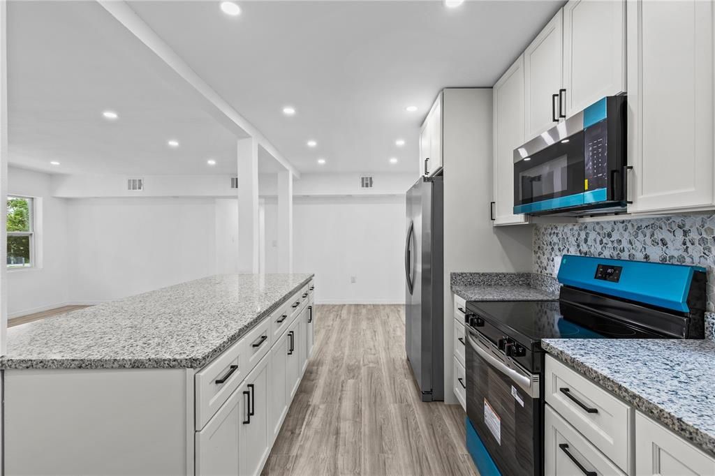В аренду: $2,200 (3 спален, 1 ванн, 1189 Квадратных фут)