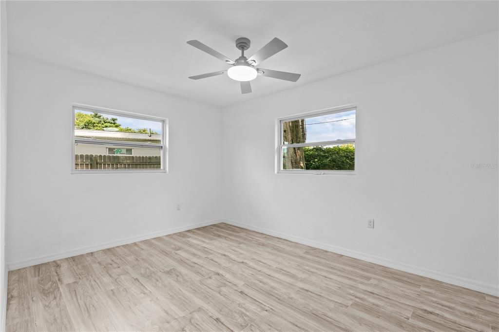 В аренду: $2,200 (3 спален, 1 ванн, 1189 Квадратных фут)