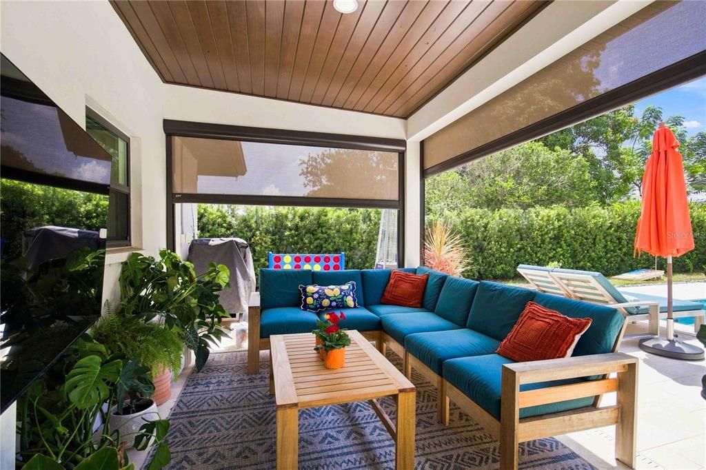 En Venta: $1,295,000 (4 camas, 3 baños, 2360 Pies cuadrados)