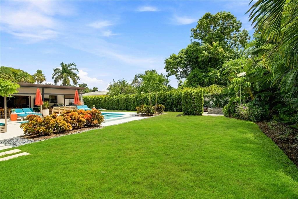 En Venta: $1,295,000 (4 camas, 3 baños, 2360 Pies cuadrados)