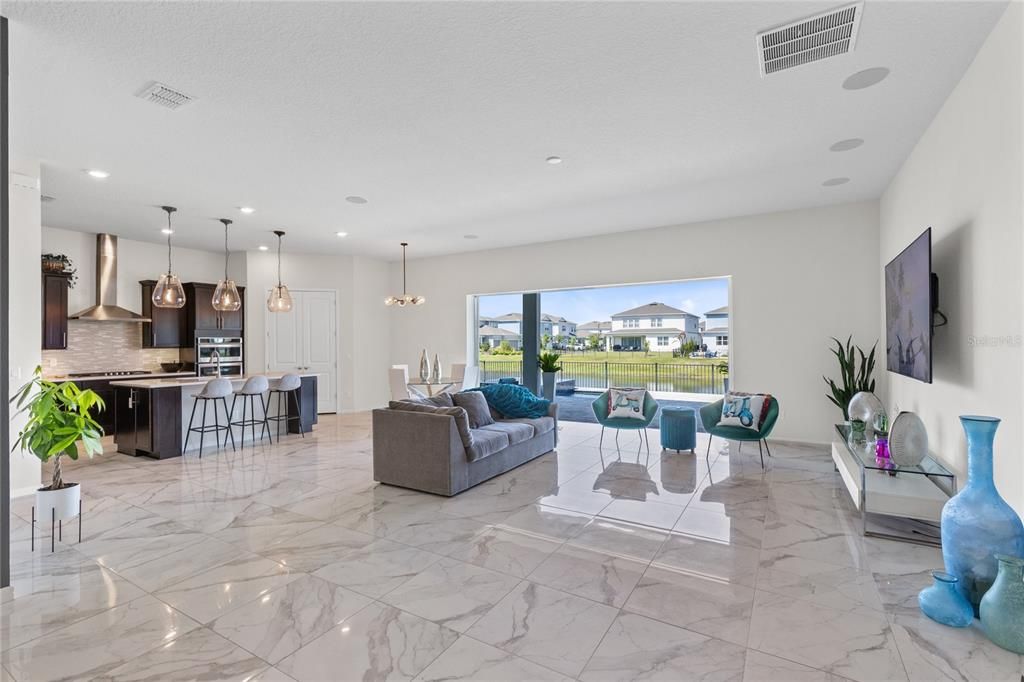 For Sale: $899,900 (5 beds, 3 baths, 2951 Square Feet)