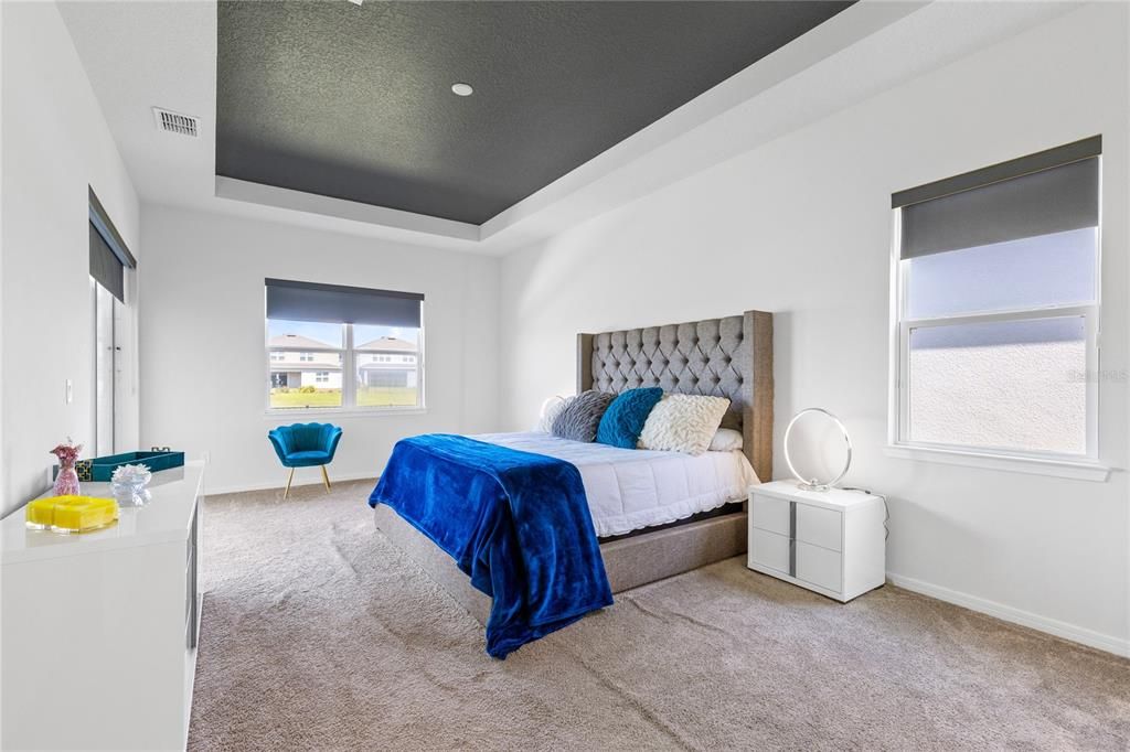 For Sale: $899,900 (5 beds, 3 baths, 2951 Square Feet)