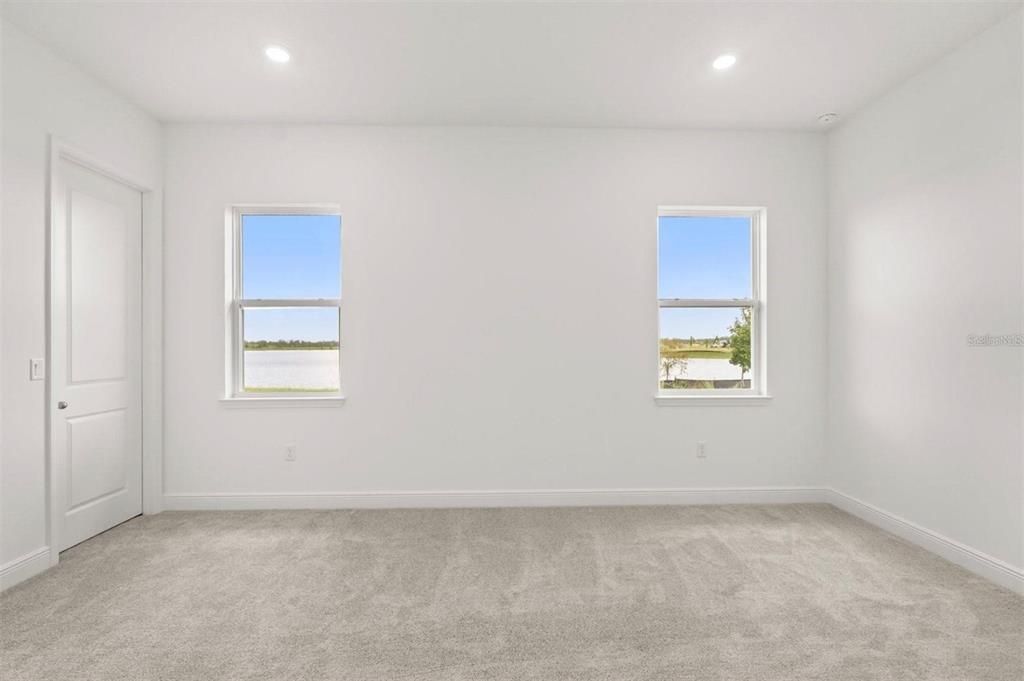 For Rent: $4,800 (5 beds, 3 baths, 3092 Square Feet)