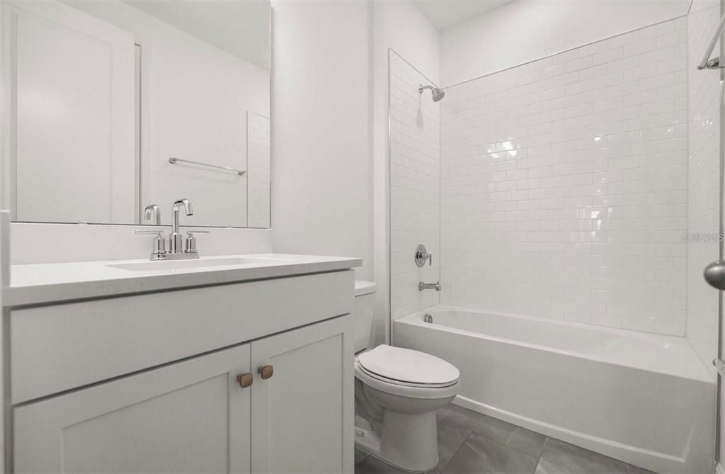 For Rent: $4,800 (5 beds, 3 baths, 3092 Square Feet)