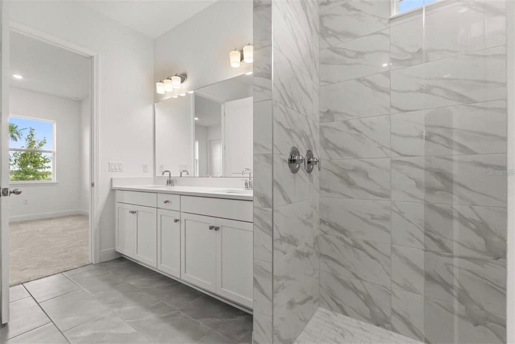 For Rent: $4,800 (5 beds, 3 baths, 3092 Square Feet)