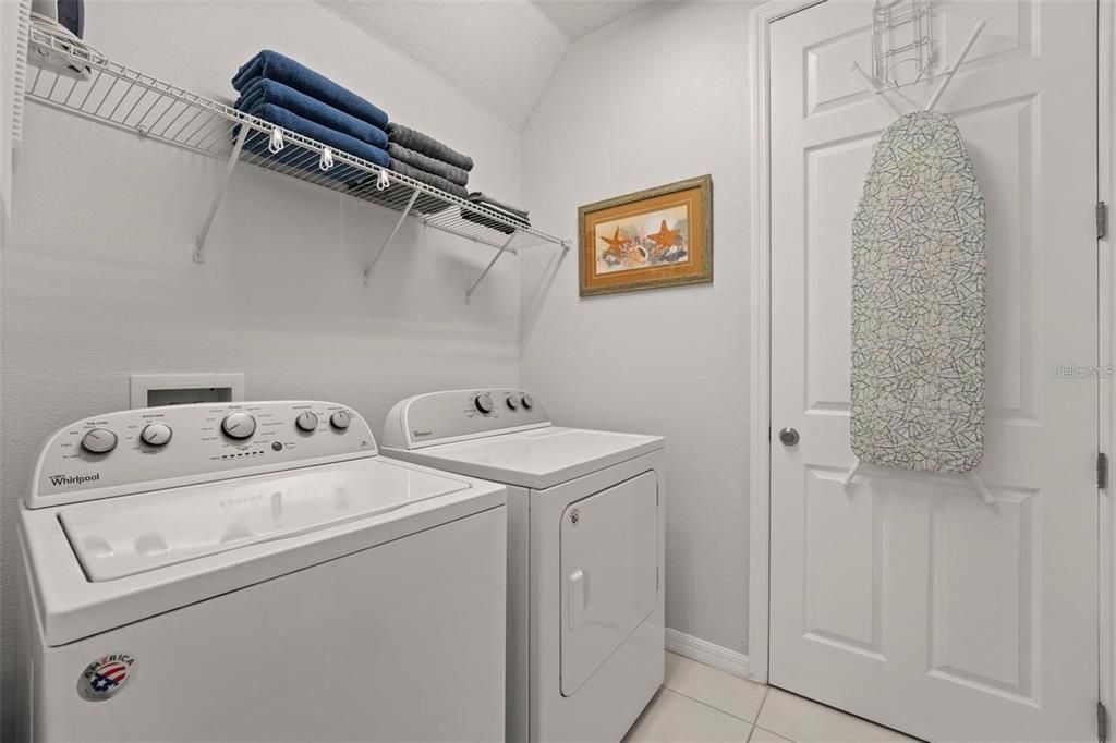 En Venta: $508,999 (4 camas, 3 baños, 2488 Pies cuadrados)