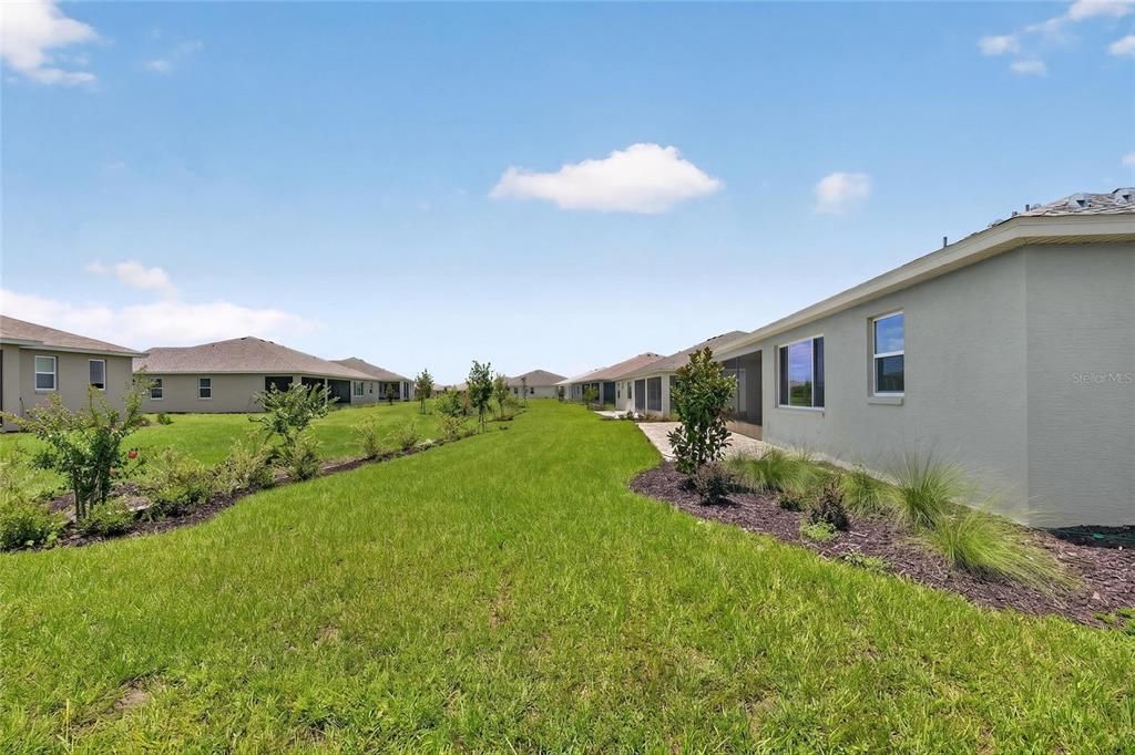 En Venta: $550,630 (3 camas, 3 baños, 2211 Pies cuadrados)