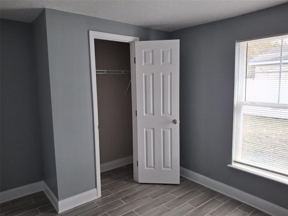 For Rent: $1,700 (3 beds, 1 baths, 1152 Square Feet)