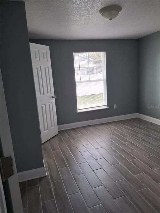 For Rent: $1,700 (3 beds, 1 baths, 1152 Square Feet)