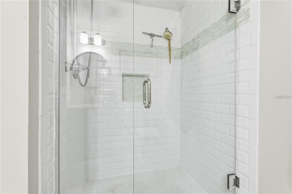 En Venta: $279,000 (2 camas, 2 baños, 1116 Pies cuadrados)