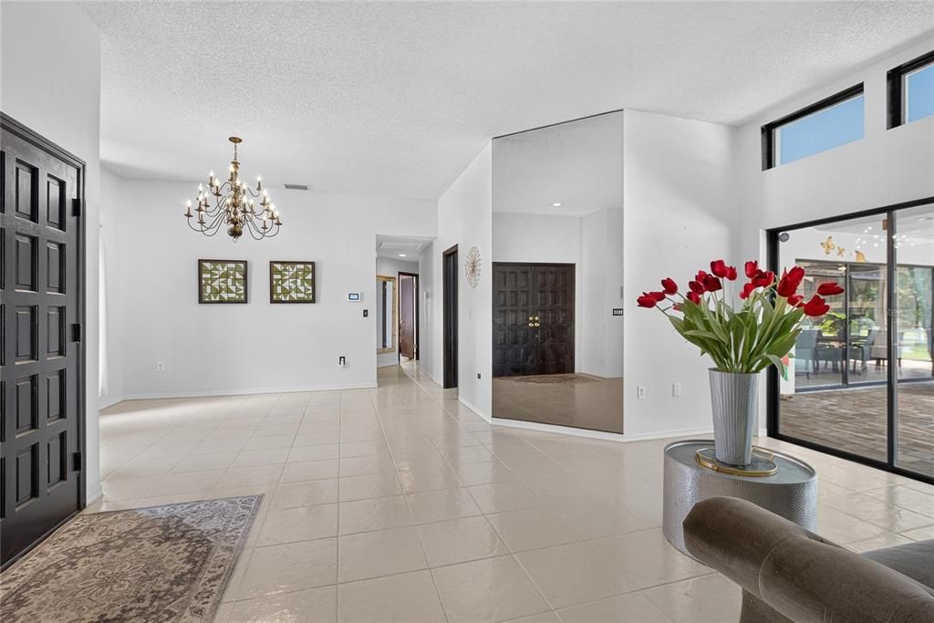 En Venta: $450,000 (4 camas, 3 baños, 2186 Pies cuadrados)