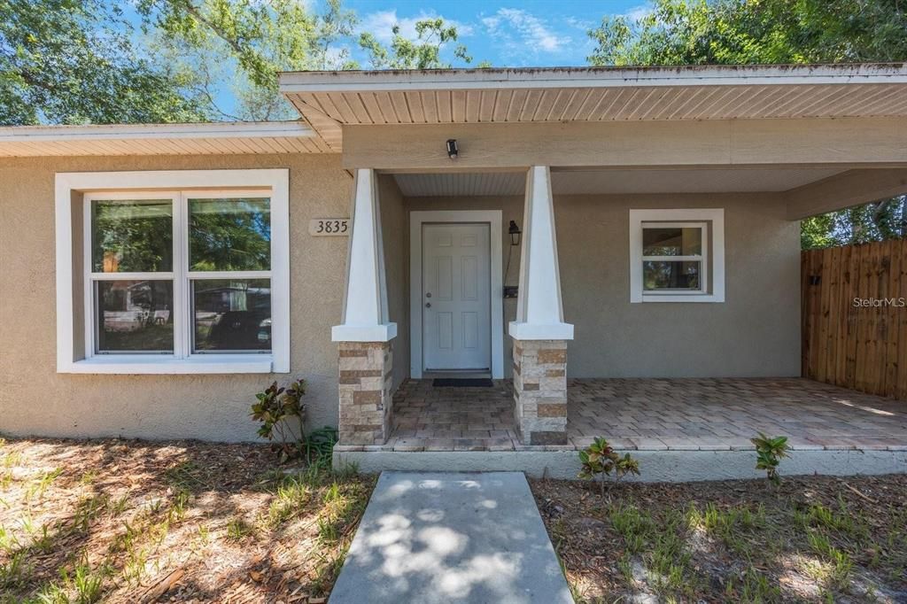 For Rent: $3,600 (4 beds, 2 baths, 1235 Square Feet)