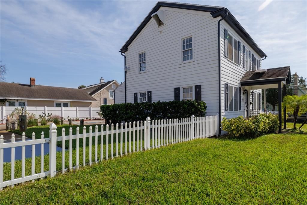 For Sale: $299,990 (0 beds, 0 baths, 1824 Square Feet)