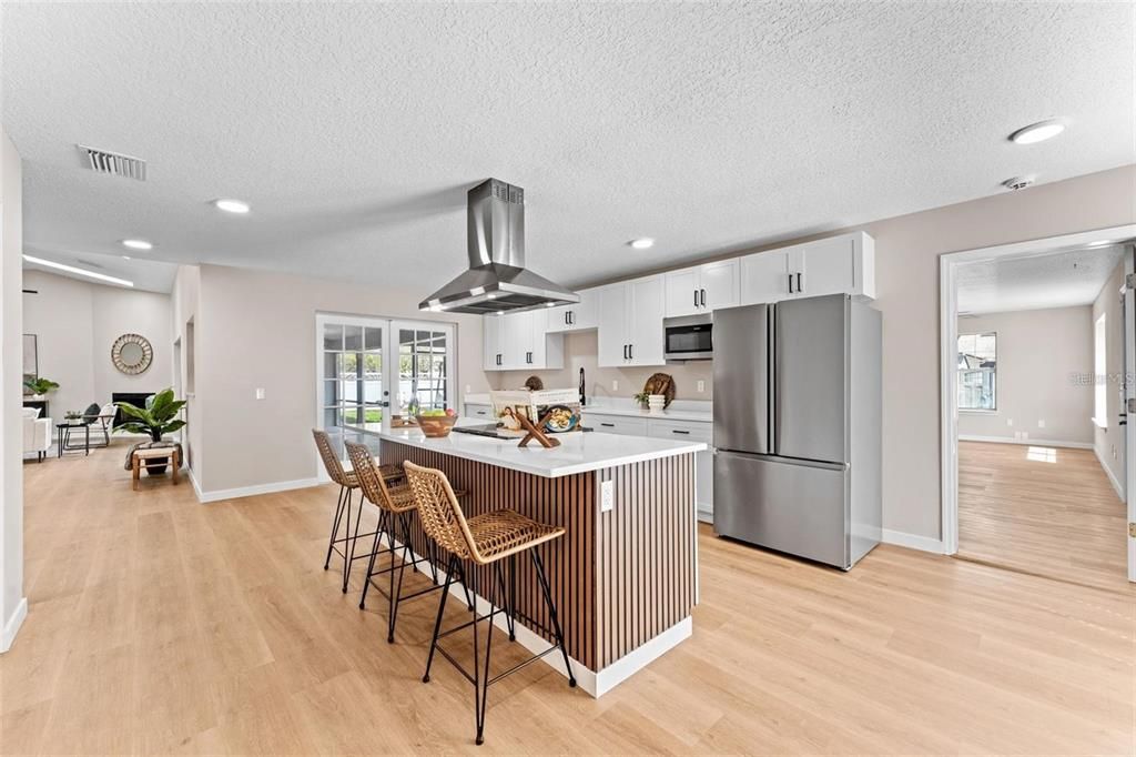 For Rent: $2,800 (3 beds, 2 baths, 2000 Square Feet)