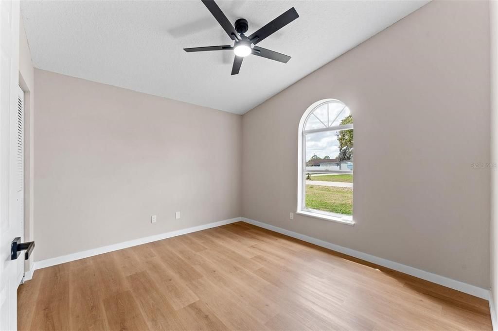 For Rent: $2,800 (3 beds, 2 baths, 2000 Square Feet)