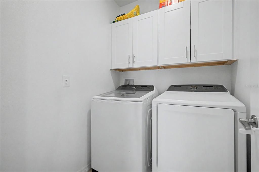 En Venta: $350,000 (4 camas, 2 baños, 2073 Pies cuadrados)