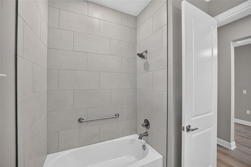 En Venta: $527,535 (2 camas, 2 baños, 2145 Pies cuadrados)