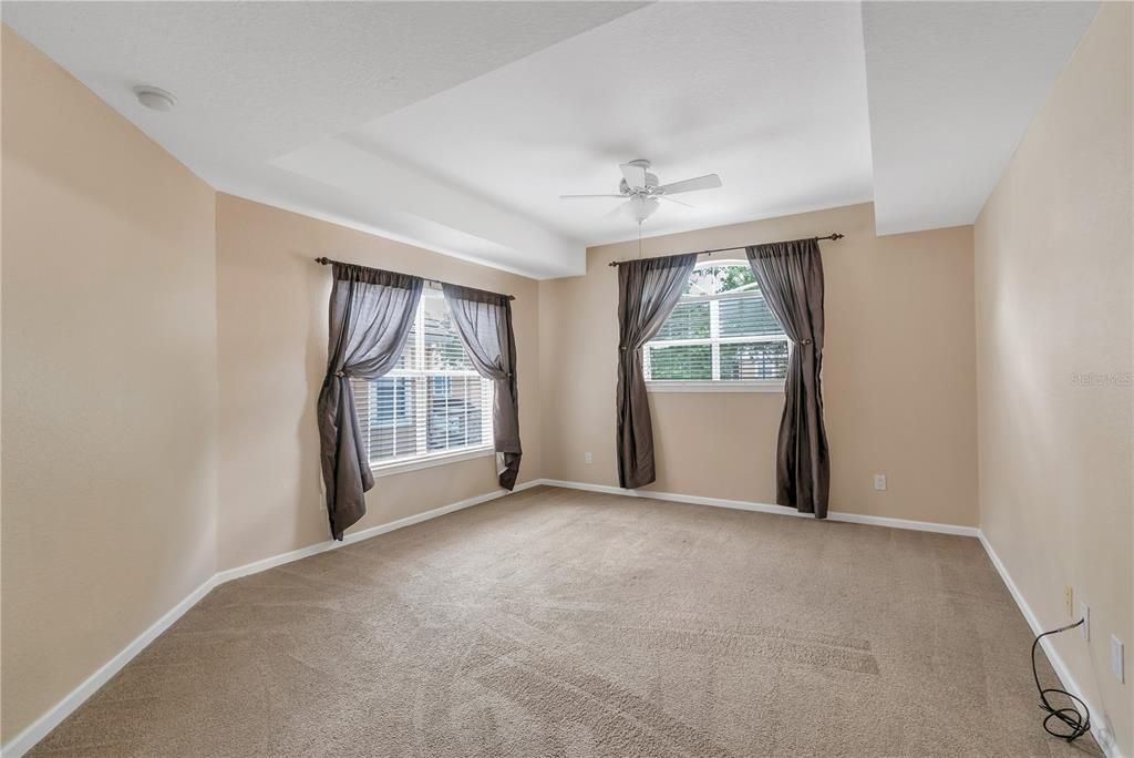For Rent: $3,000 (3 beds, 2 baths, 1985 Square Feet)