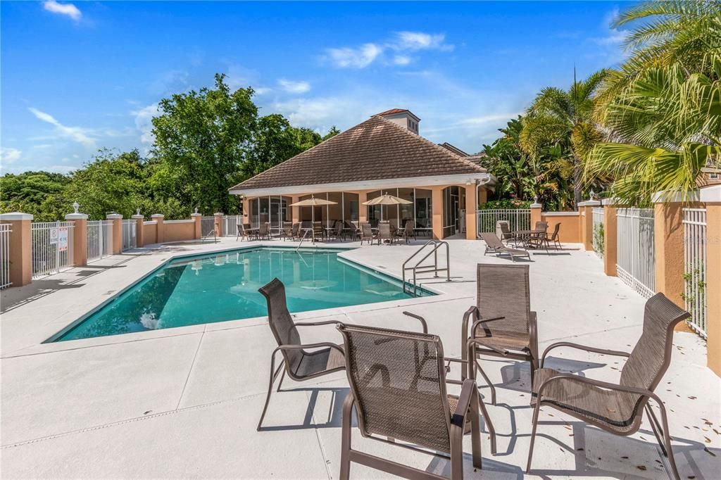 For Rent: $3,000 (3 beds, 2 baths, 1985 Square Feet)