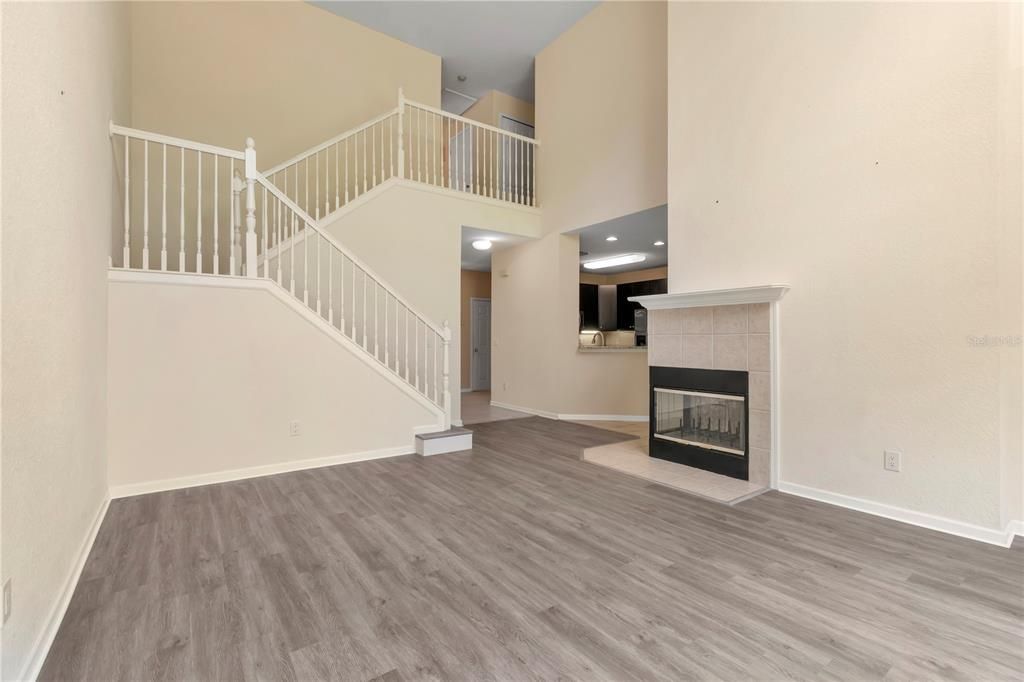 For Rent: $3,000 (3 beds, 2 baths, 1985 Square Feet)
