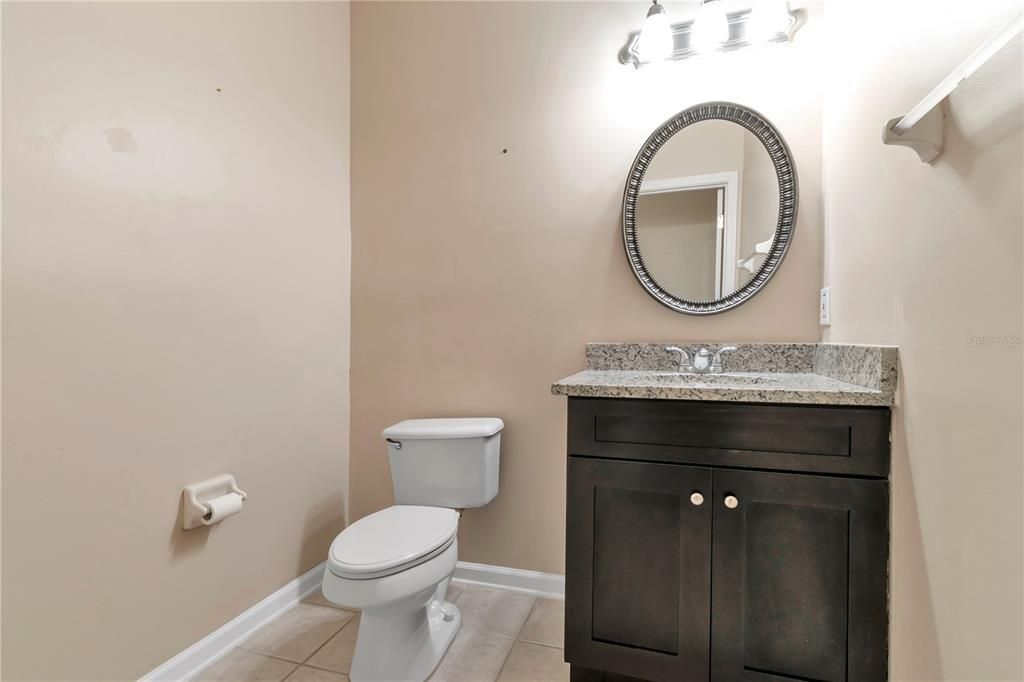For Rent: $3,000 (3 beds, 2 baths, 1985 Square Feet)