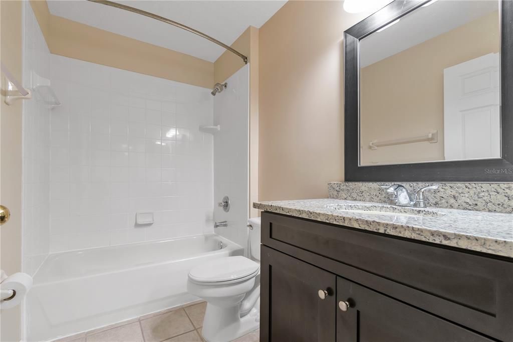 For Rent: $3,000 (3 beds, 2 baths, 1985 Square Feet)