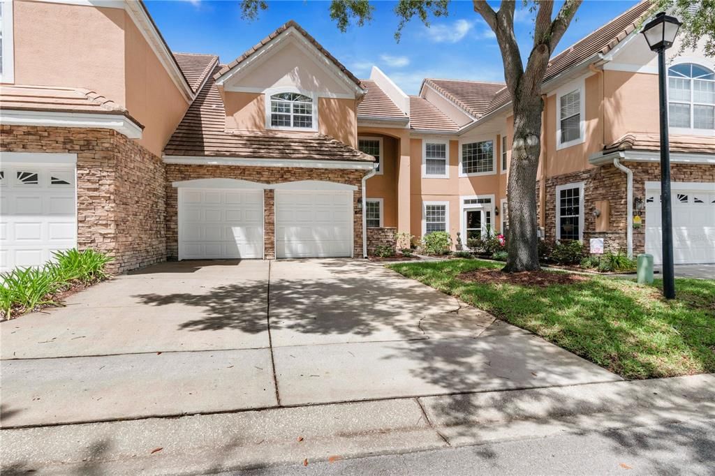 For Rent: $3,000 (3 beds, 2 baths, 1985 Square Feet)